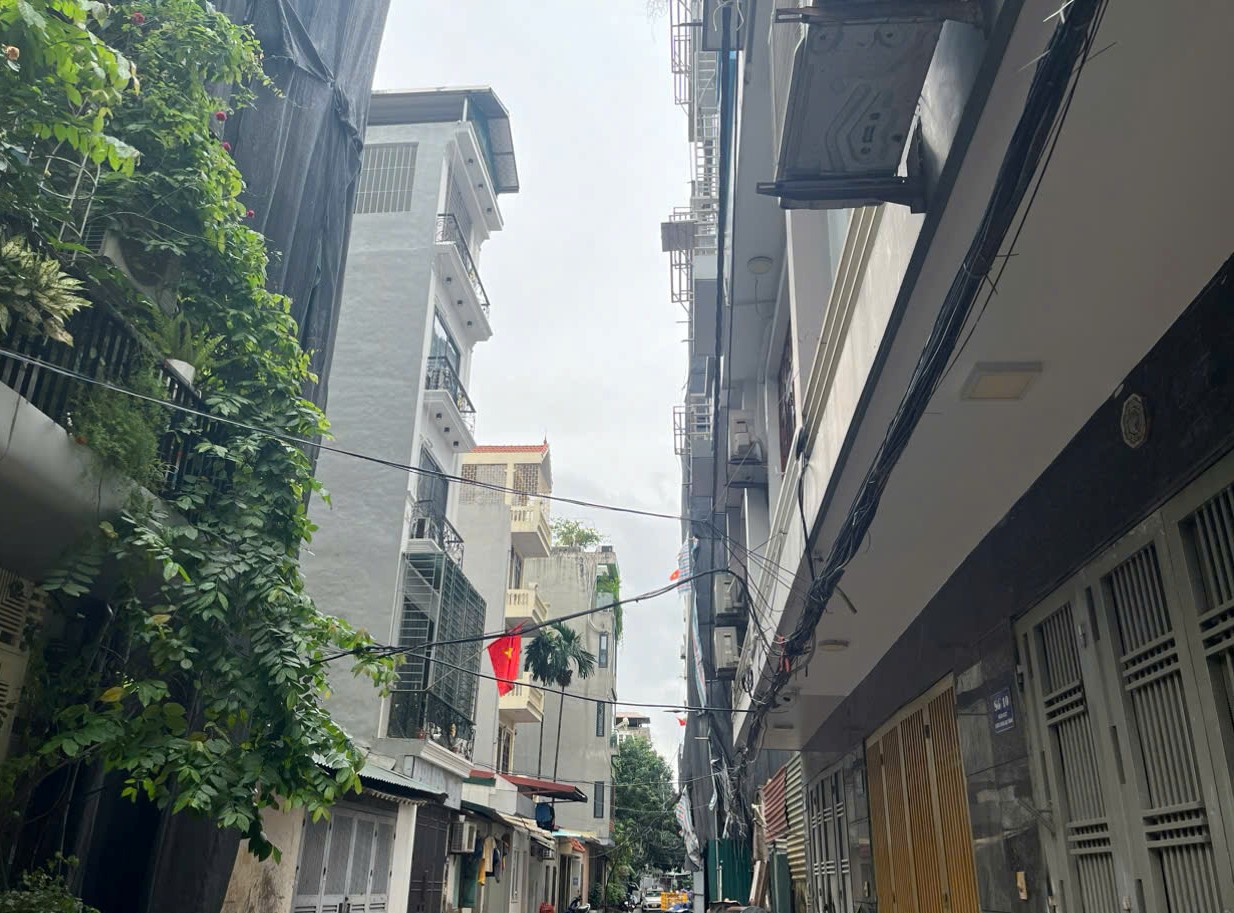 Mua căn nhà 8 tỷ đồng ở Hà Nội, sau 1 năm có khách trả giá 15 tỷ, chủ nhà sốc: "Không ngờ giá nhà tăng nhanh như vậy"