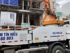 🔧 SỬA CHỮA – CẢI TẠO NHÀ UY TÍN TẠI THÀNH PHỐ HỒ CHÍ MINH Bạn muốn biến ngôi nhà cũ, xuống cấp thành một không gian sống mới — hiện đại, tiện nghi và an toàn hơn? Việc cải tạo sửa chữa không đúng cách có thể khiến chi phí đội cao và hiệu quả thấp. Dưới đây là những bí quyết — kinh nghiệm thực tế giúp bạn chọn giải pháp sửa chữa – cải tạo nhà thông minh.