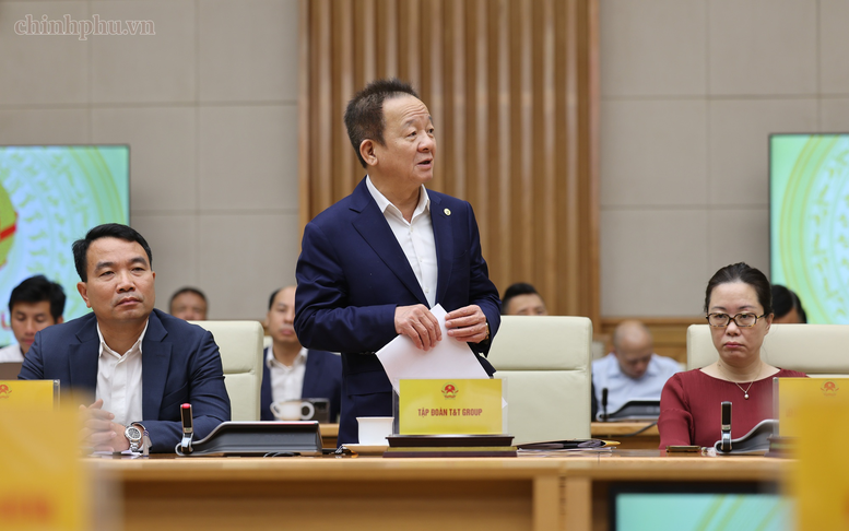 Khơi thông nguồn lực, tạo thuận lợi cho doanh nghiệp phát triển công nghiệp, xây dựng, hạ tầng
Sáng 14/8, Ủy viên Bộ Chính trị, Phó Thủ tướng Thường trực Phạm Gia Túc chủ trì Hội nghị tháo gỡ các khó khăn, vướng mắc trong lĩnh vực công nghiệp, xây dựng, hạ tầng và quy hoạch.
Thứ trưởng Bộ Xây dựng Nguyễn Văn Sinh tham dự hội nghị.
https://anphatcons.vn/