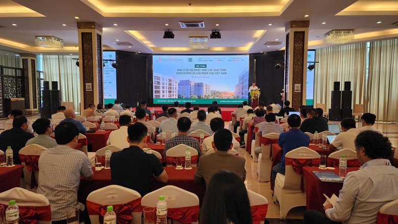 Chiều 28/8 tại Bắc Ninh, Viện Khoa học công nghệ Xây dựng - Bộ Xây dựng tổ chức Hội thảo "nhà ở xã hội phát thải các-bon thấp định hướng và giải pháp cho Việt Nam".