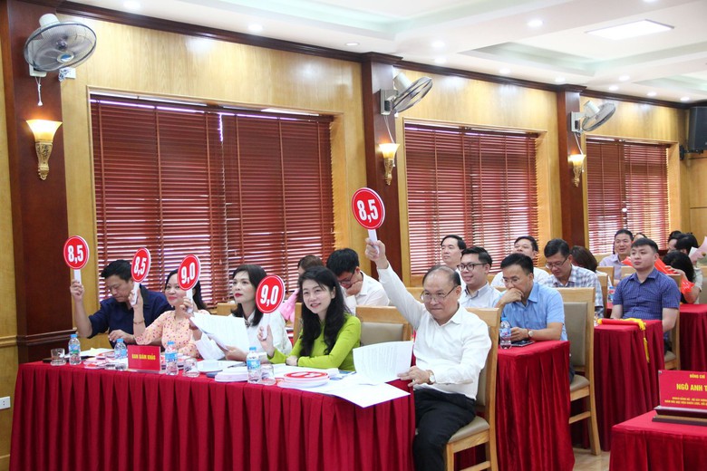 Ngày 25/8, tại Học viện Chiến lược, bồi dưỡng cán bộ xây dựng, Hội nghị về công tác cải cách hành chính của Bộ Xây dựng năm 2026 được tổ chức.

Phát biểu khai mạc, ông Vũ Thành Trung, Vụ trưởng Vụ Tổ chức cán bộ (Bộ Xây dựng) nhấn mạnh, cải cách hành chính là một trong những nhiệm vụ trọng tâm, xuyên suốt được Đảng, Nhà nước đặc biệt quan tâm lãnh đạo, chỉ đạo trong giai đoạn hiện nay. 