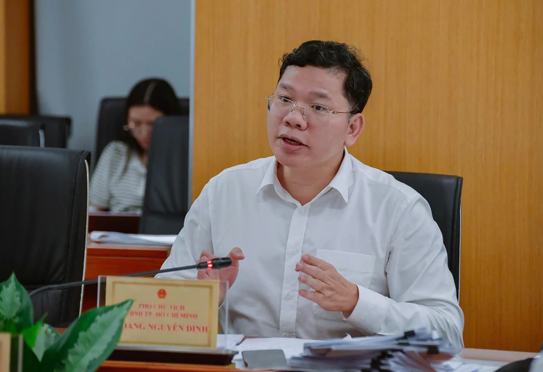 Ngày 15/9, tại Hà Nội, Bộ Xây dựng phối hợp với UBND TP.HCM tổ chức cuộc họp về Đề án Khai thác, quản trị và bảo vệ không gian ngầm.